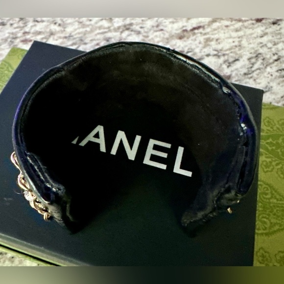 Y2K Wide Leather Croc Cuff w Gold Chain, Stones , and Rhinestones Cuff - Picture 7 of 8